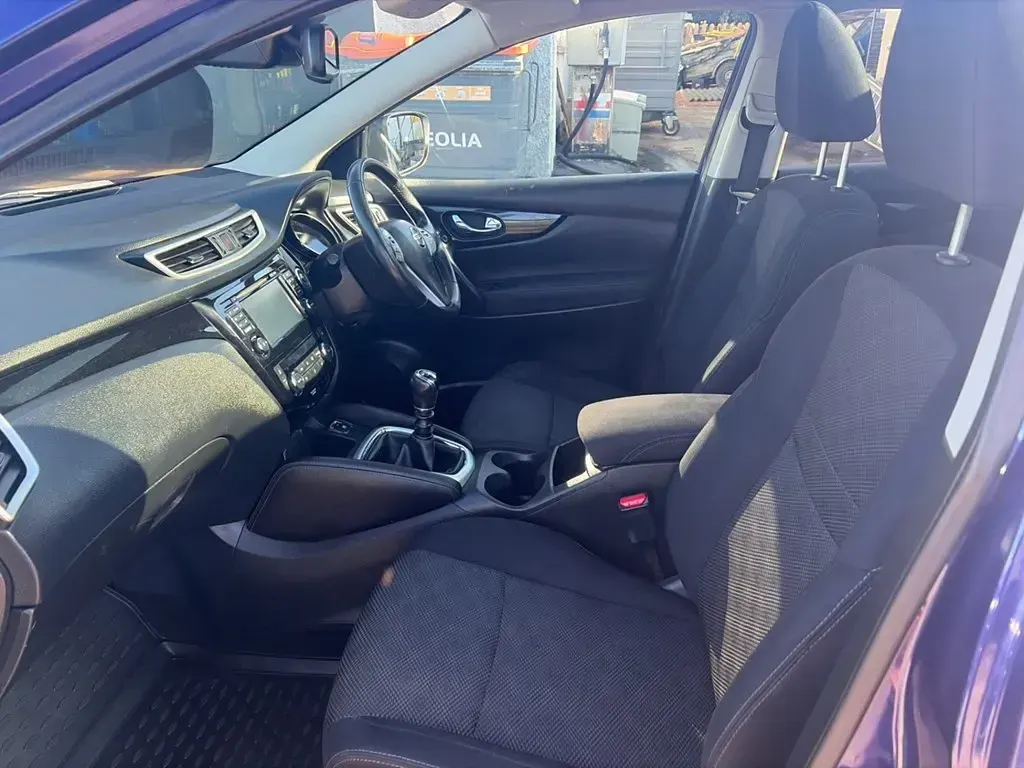 Used Nissan Qashqai N-TEC 110 HP (80 kW) 2015 Blue SUV