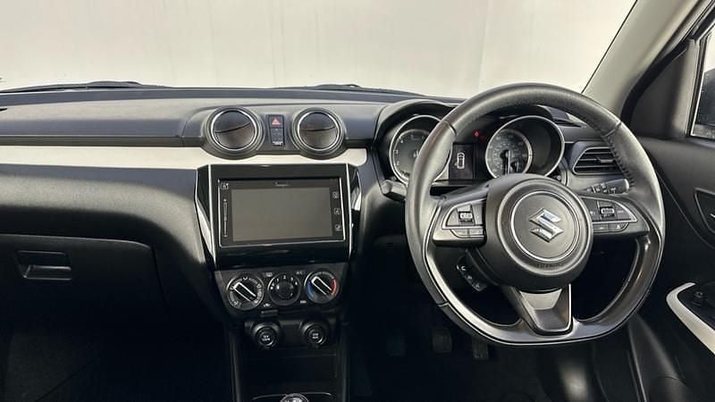 Used Suzuki Swift SZ-L 83 HP (61 kW) 2022 Silver Hatchback