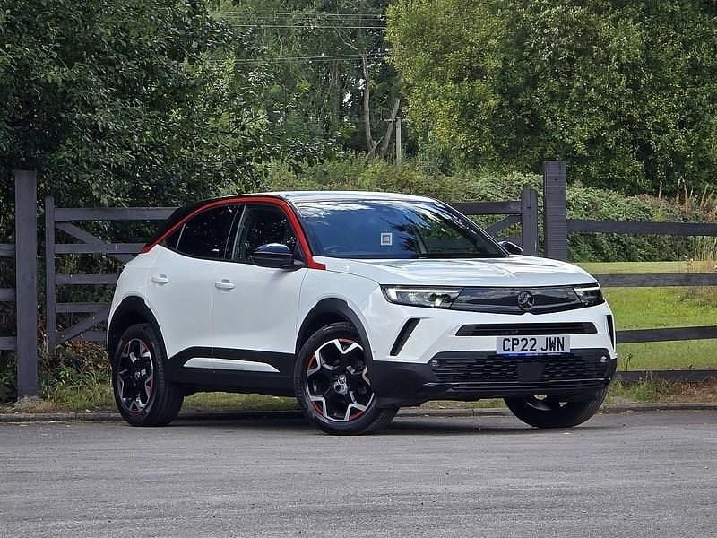 White Used 2022 Vauxhall Mokka SRi SUV | £12,975 (Fair price) - Image 1/4
