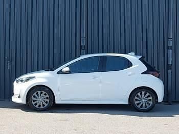 Second-hand Toyota Yaris Hybrid 116 CP (85 kW) 2023 Alb Hatchback