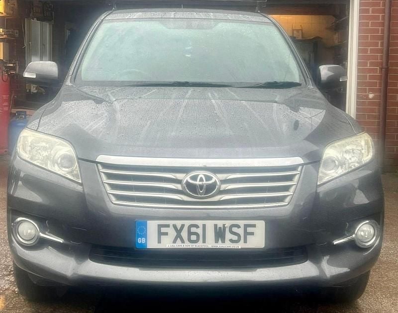 Used Toyota RAV4 2011 Grey SUV