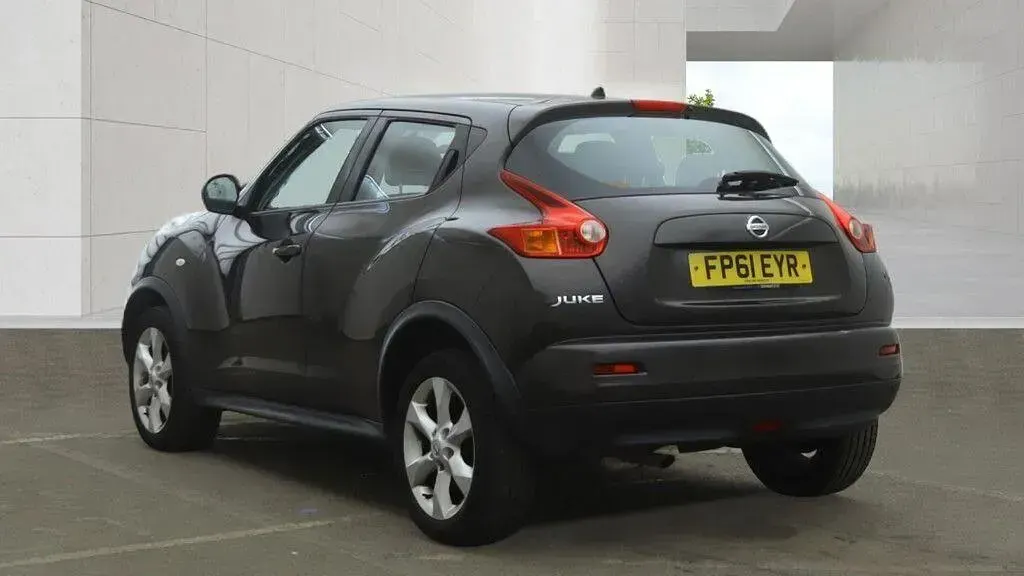Usado Nissan Juke Acenta 190 CV (139 kW) 2011 Naranja SUV
