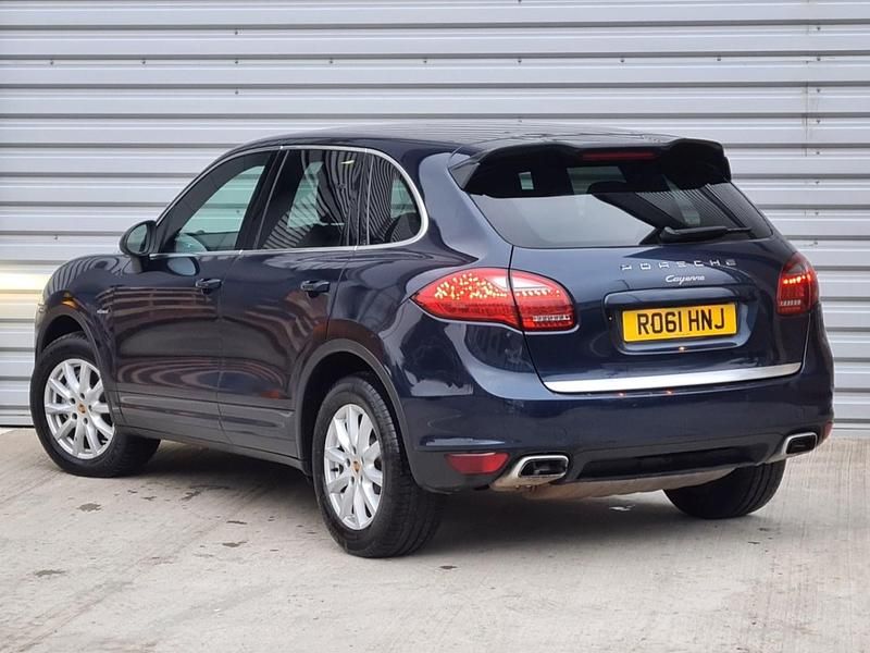 Used Porsche Cayenne 245 HP (180 kW) 2011 Blue SUV