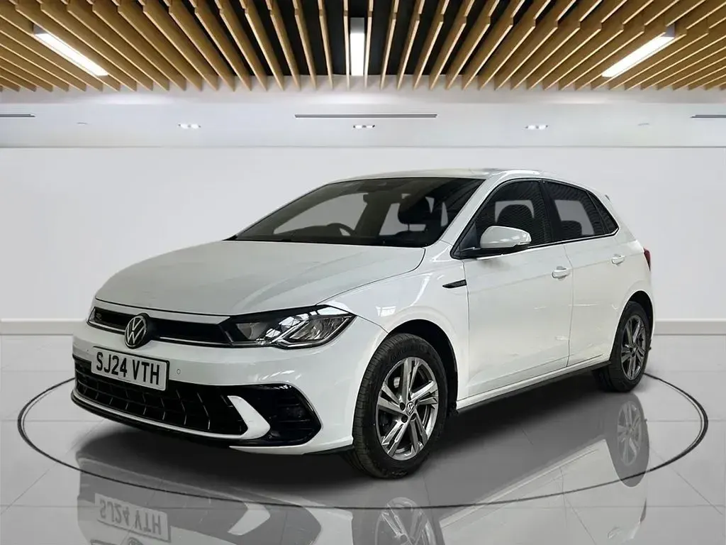 Used VW Polo R-line 95 HP (69 kW) 2024 White Hatchback