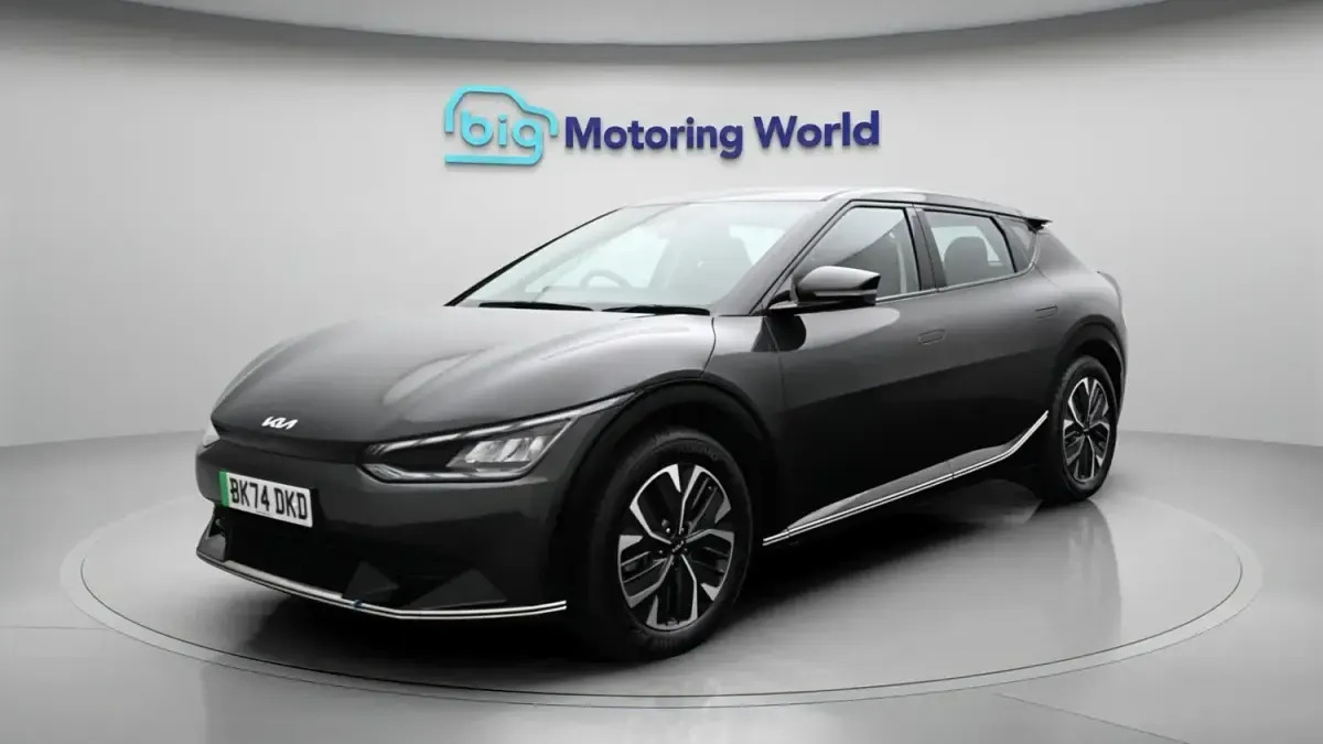 Usado Kia EV6 Air 167 kW (228 HP) 2023 Cinzento SUV