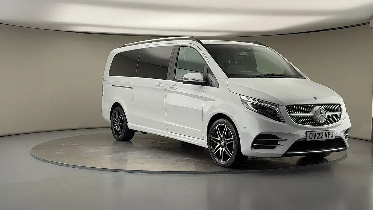 Used Mercedes V300 AMG line 237 HP (174 kW) 2022 MPV