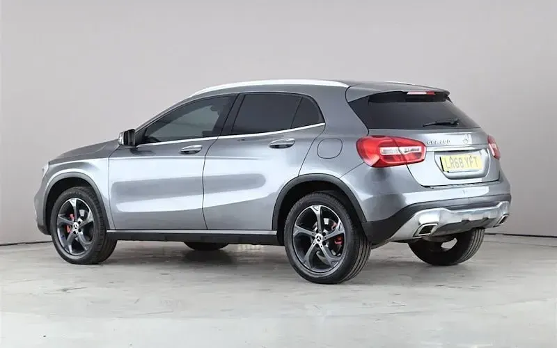Used Mercedes GLA200 156 HP (114 kW) 2018 Grey SUV