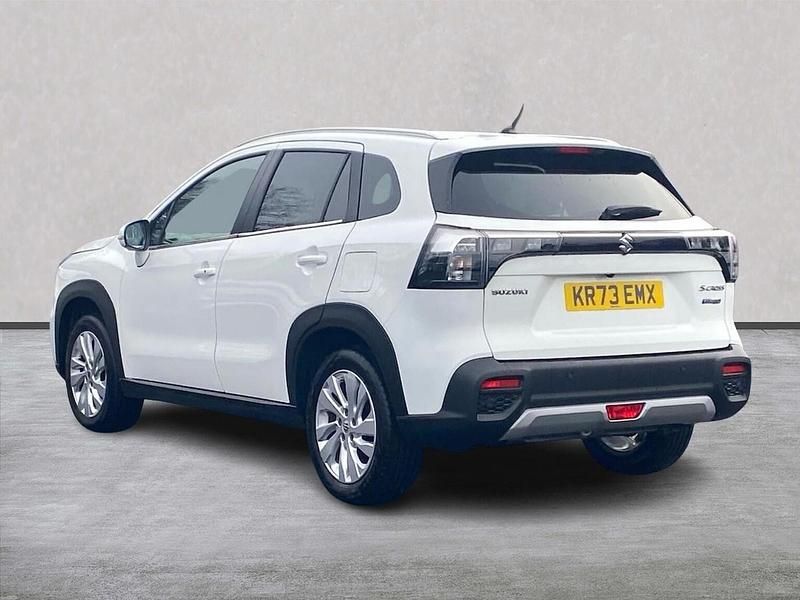 Used Suzuki SX4 2023 White Hatchback