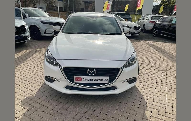 Used Mazda 3 117 HP (86 kW) 2018 White Hatchback