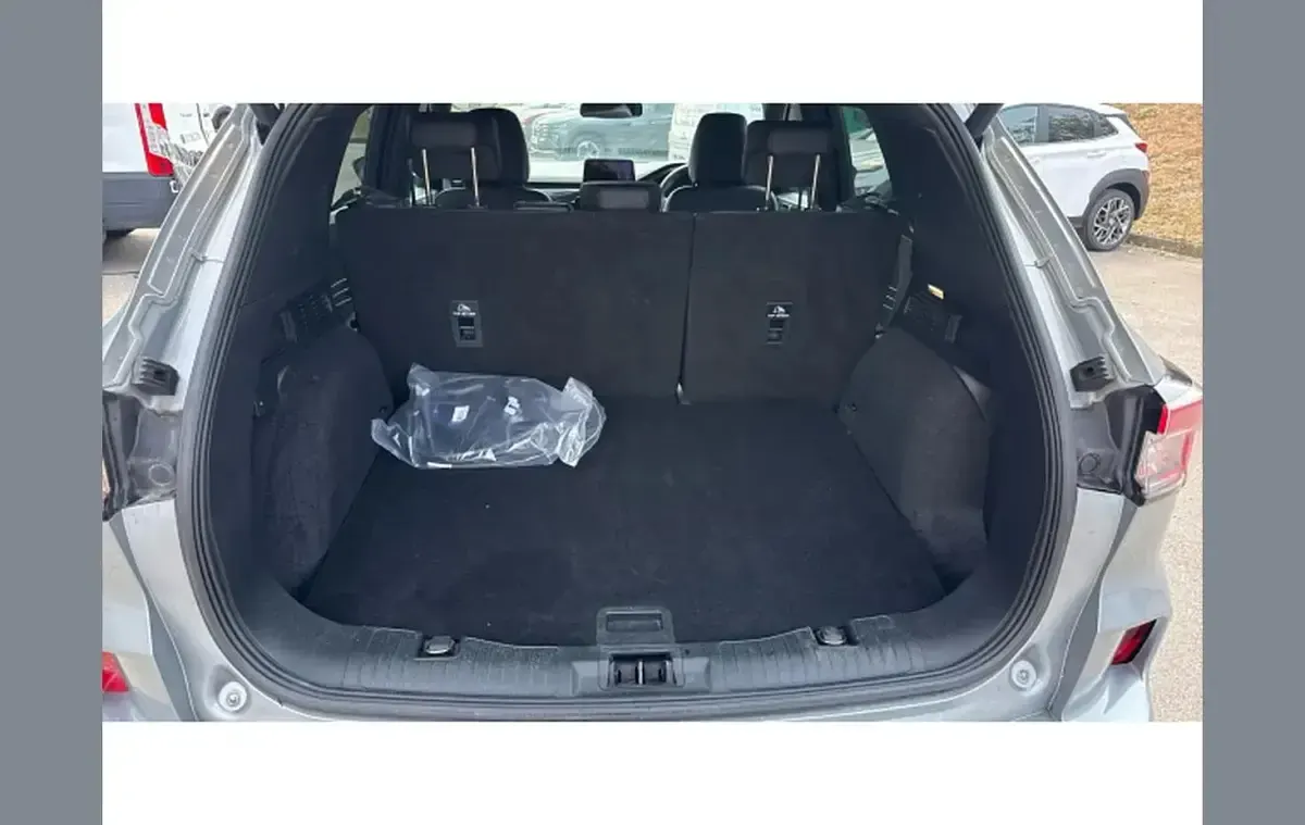 Used Ford Kuga ST-Line 221 HP (162 kW) 2024 Silver SUV