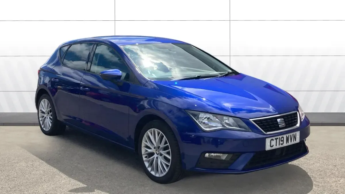 Used Seat Leon SE Dynamic 131 HP (96 kW) 2019 Hatchback