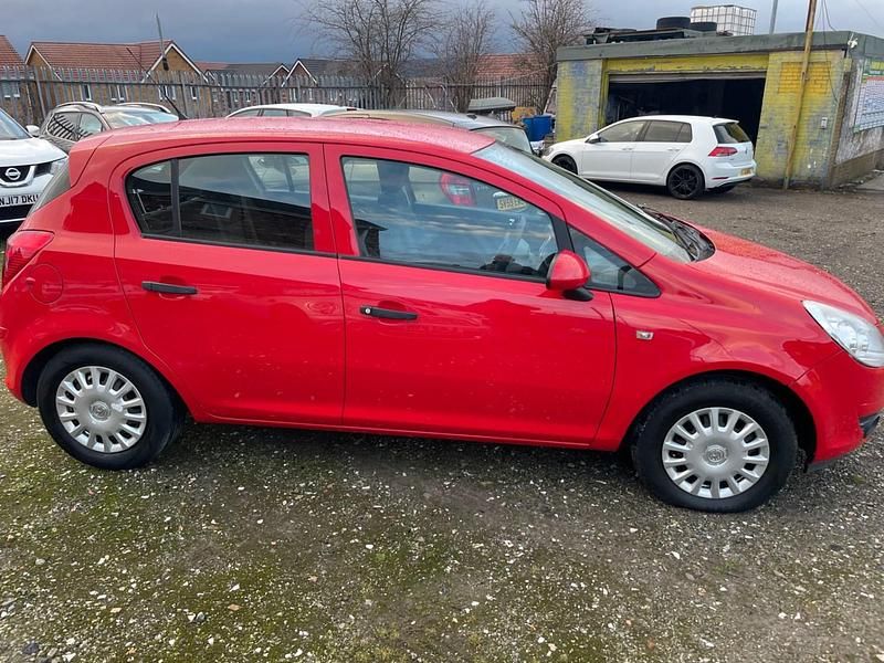 Used Vauxhall Corsa S 85 HP (62 kW) 2010 Red Hatchback