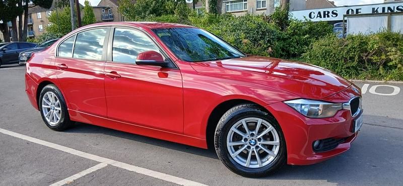 Begagnad BMW 320 Efficient Dynamics 2014 Röd Sedan
