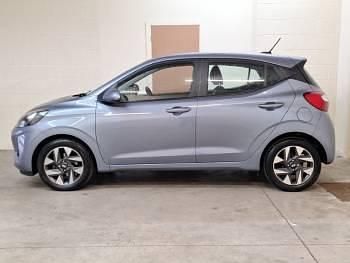 Used Hyundai i10 Advanced 84 HP (61 kW) 2024 Blue Hatchback