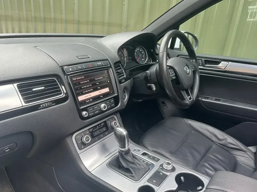 Used VW Touareg R-line 262 HP (192 kW) 2015 White SUV