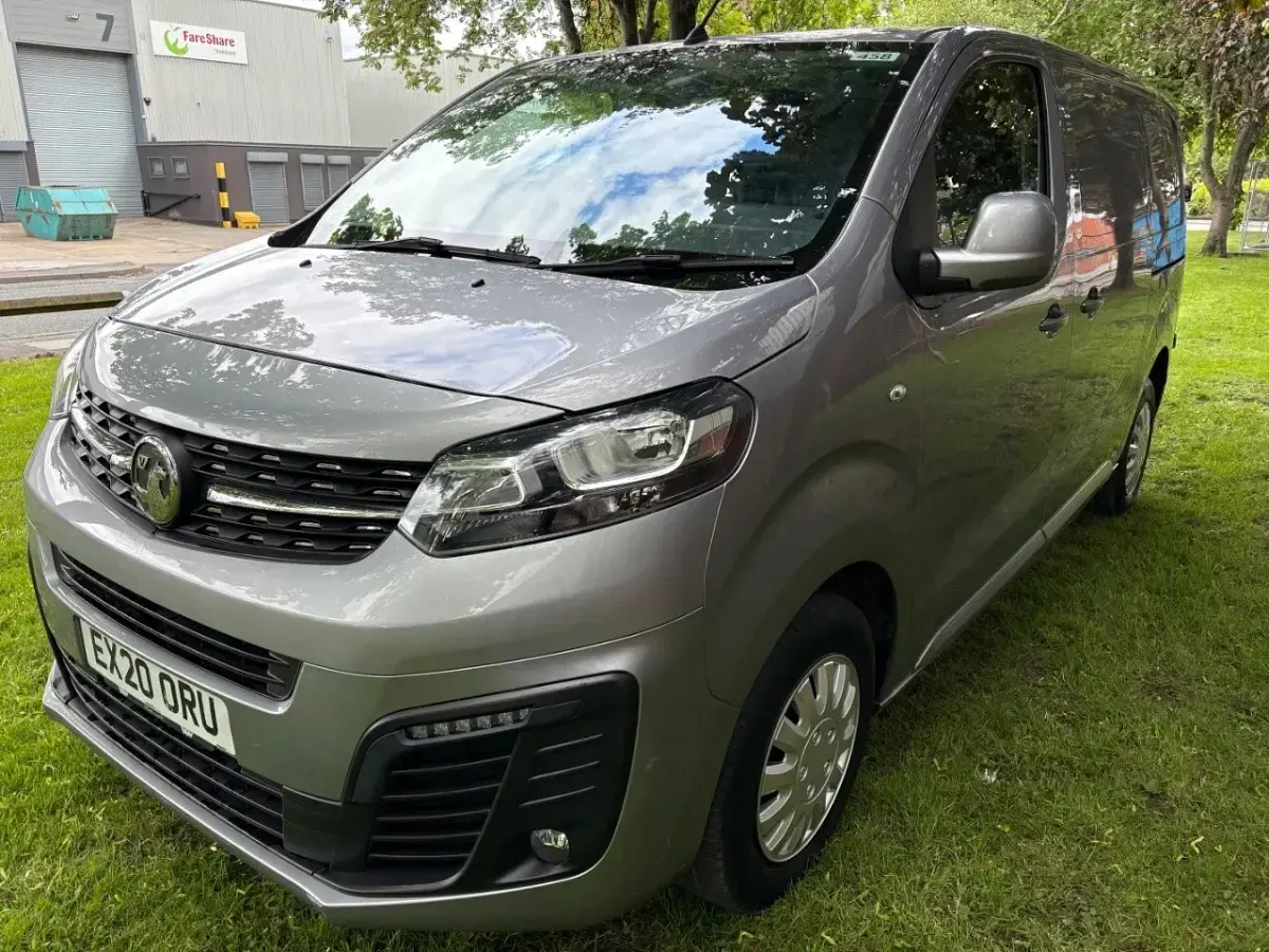 Used Vauxhall Vivaro Sportive 100 HP (73 kW) 2020 Grey MPV