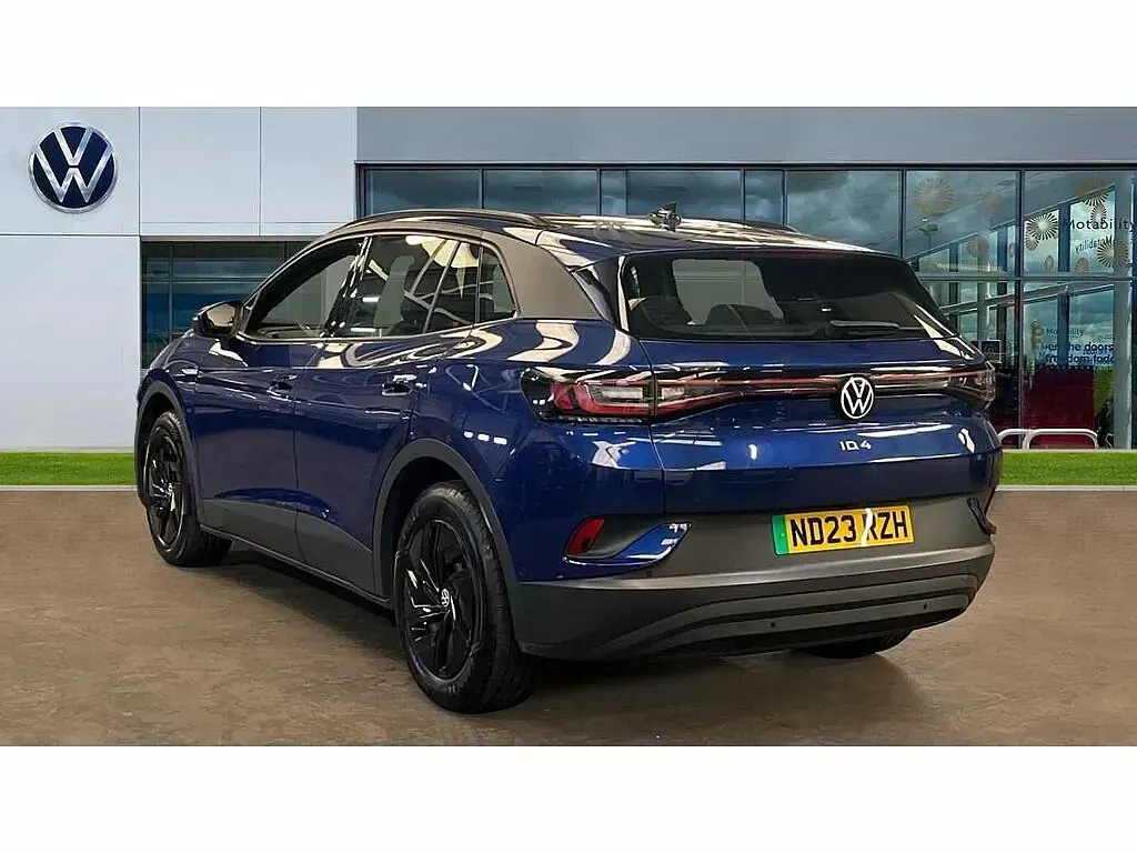 Used VW ID.4 Pure 108 kW (148 HP) 2023 Blue dusk metallic SUV