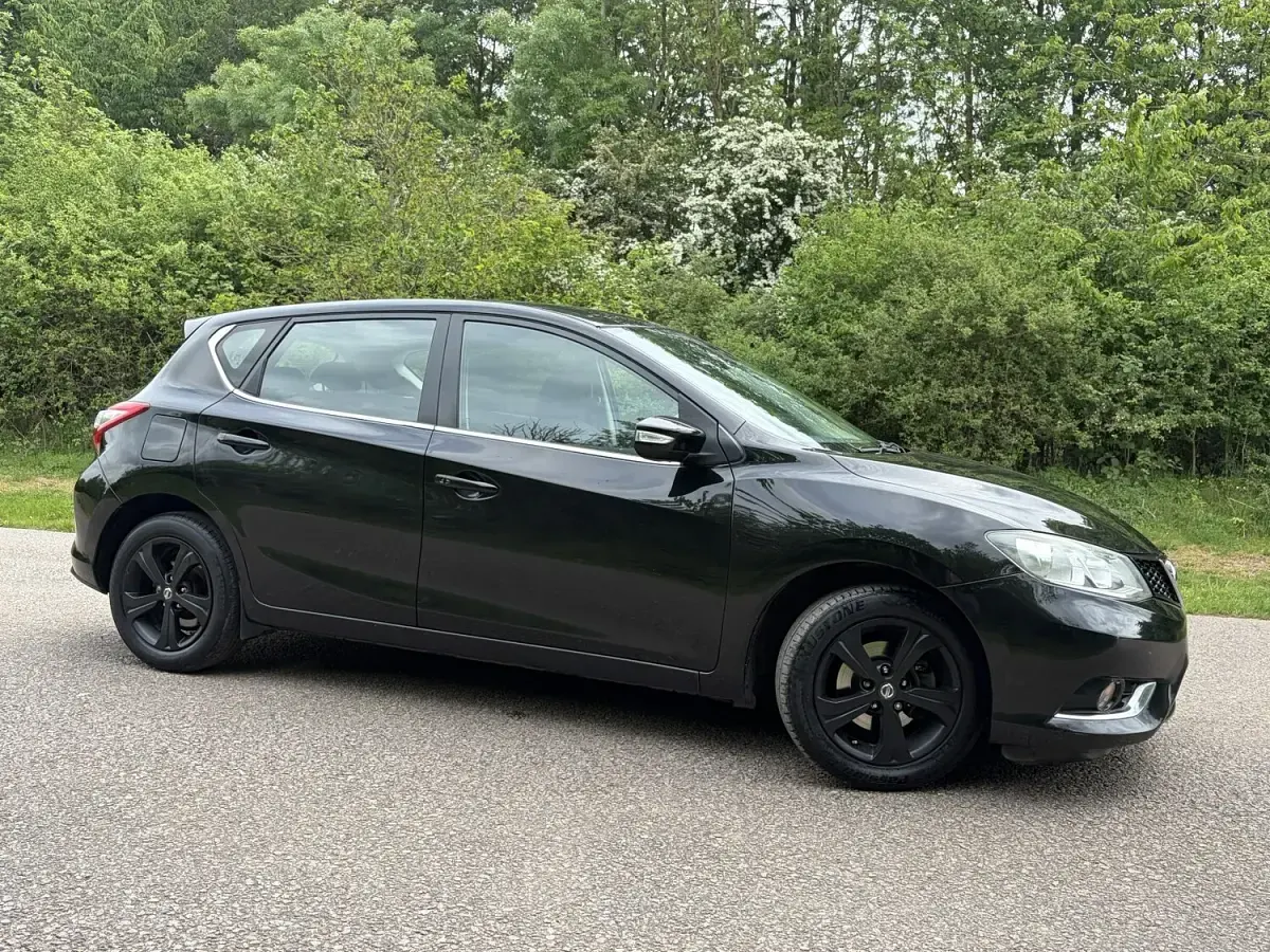 Used Nissan Pulsar Acenta 115 HP (84 kW) 2015 Black Hatchback