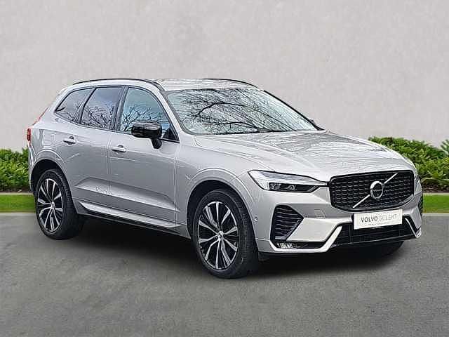 Used Volvo XC60 Plus 250 HP (183 kW) 2022 Silver SUV