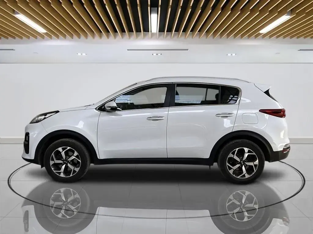 Used Kia Sportage 177 HP (130 kW) 2019 White SUV