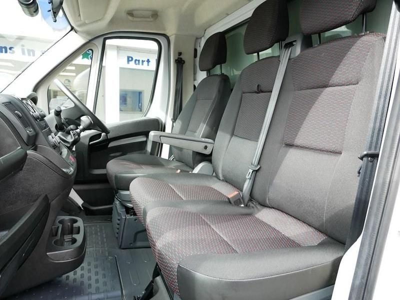 Used Citroën Relay 140 HP (102 kW) 2022 White Van