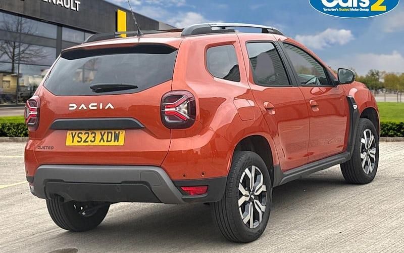 Used Dacia Duster Journey 130 HP (95 kW) 2023 Orange SUV