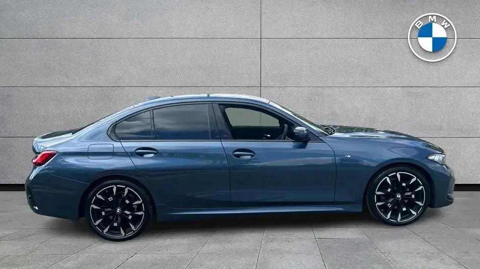 Used BMW 320 M Sport 181 HP (133 kW) 2026 Blue