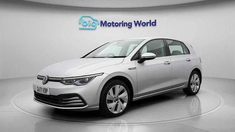 Used VW Golf VII Style 150 HP (110 kW) 2021 Silver Hatchback