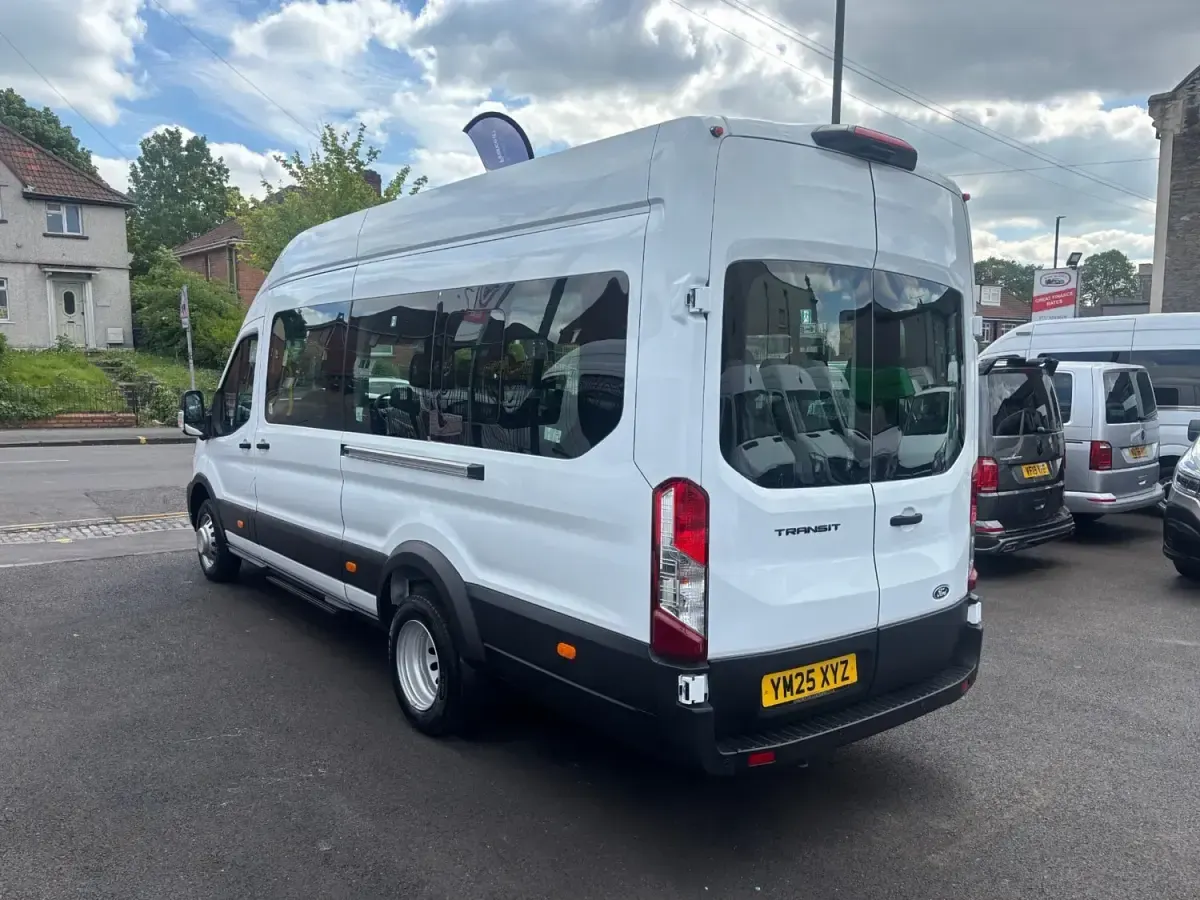 Nuevo Ford Transit Trend 130 CV (95 kW) 2025 Blanco