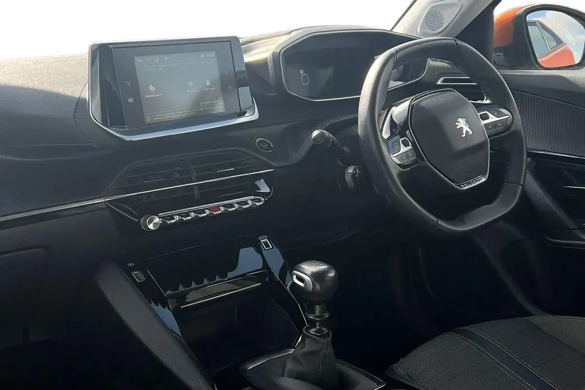 Used Peugeot 2008 Allure Premium 110 HP (80 kW) 2021 Orange SUV