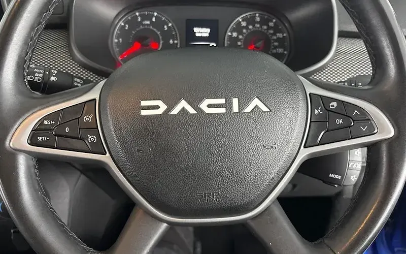 Used Dacia Sandero Expression 101 HP (74 kW) 2023 Blue Hatchback
