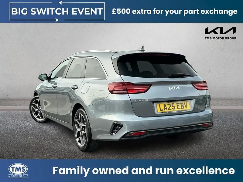 Used Kia Ceed 138 HP (101 kW) 2025 Silver Hatchback