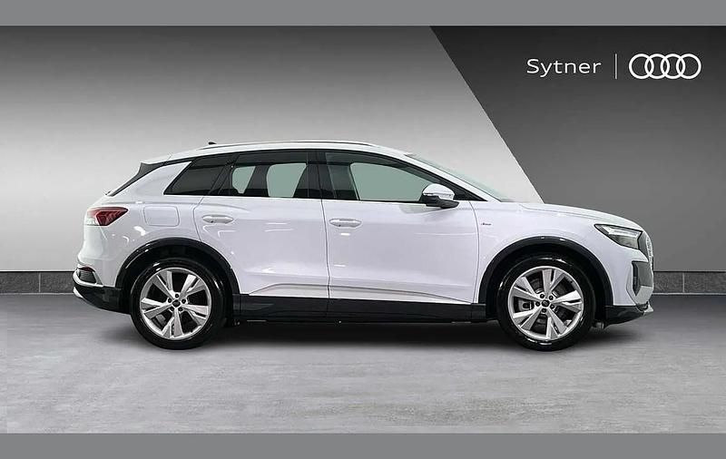 Used Audi Q4 e-tron S-Line 150 kW (204 HP) 2026 White SUV