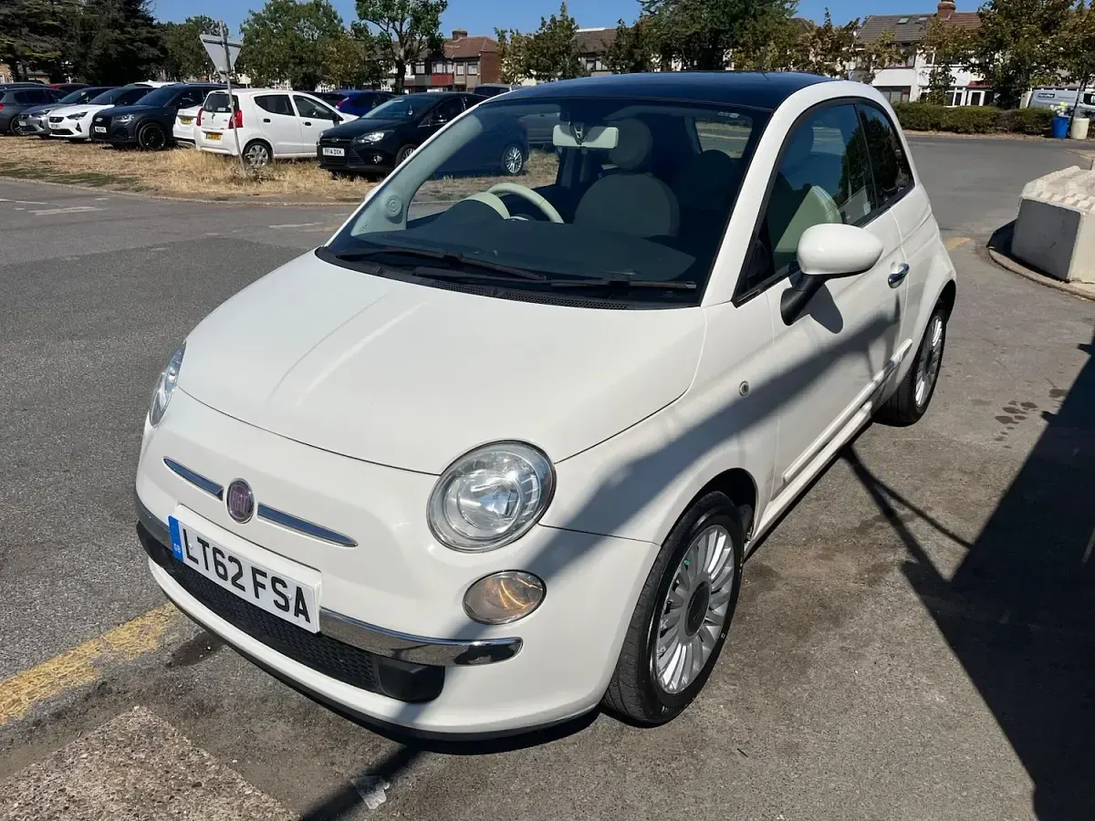 Used Fiat 500 Lounge 69 HP (50 kW) 2012 White Hatchback