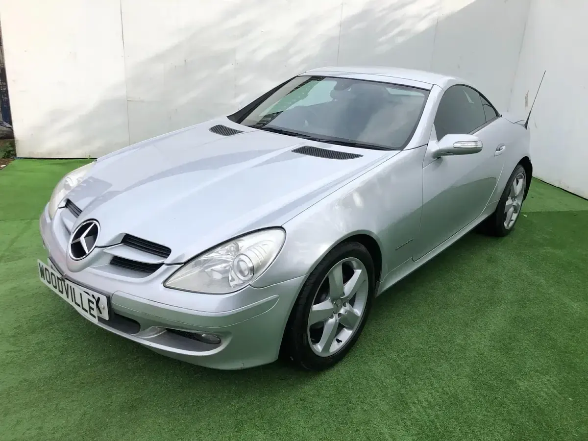 Used Mercedes SLK200 163 HP (119 kW) 2005 Silver Cabriolet