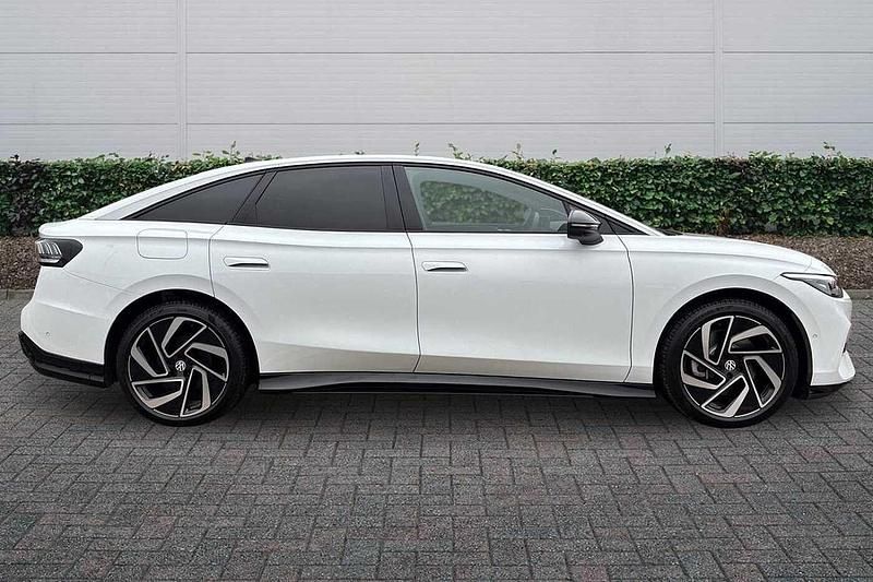 New VW ID.7 Pro 210 kW (286 HP) 2025 Glacier white Hatchback
