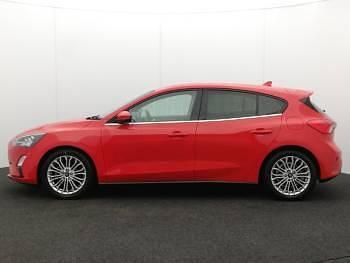 Usado Ford Focus Titanium X 125 HP (91 kW) 2020 Vermelho Citadino