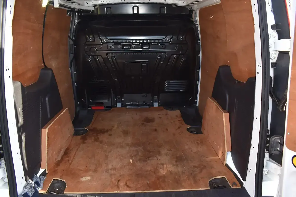 Used Ford Transit Connect Limited 2016 White MPV