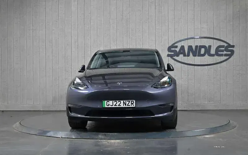 Used Tesla Model Y Long Range AWD 286 kW (389 HP) 2025 SUV