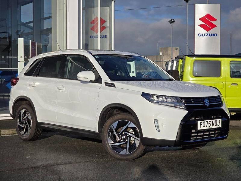 Used Suzuki Vitara 2025 White SUV