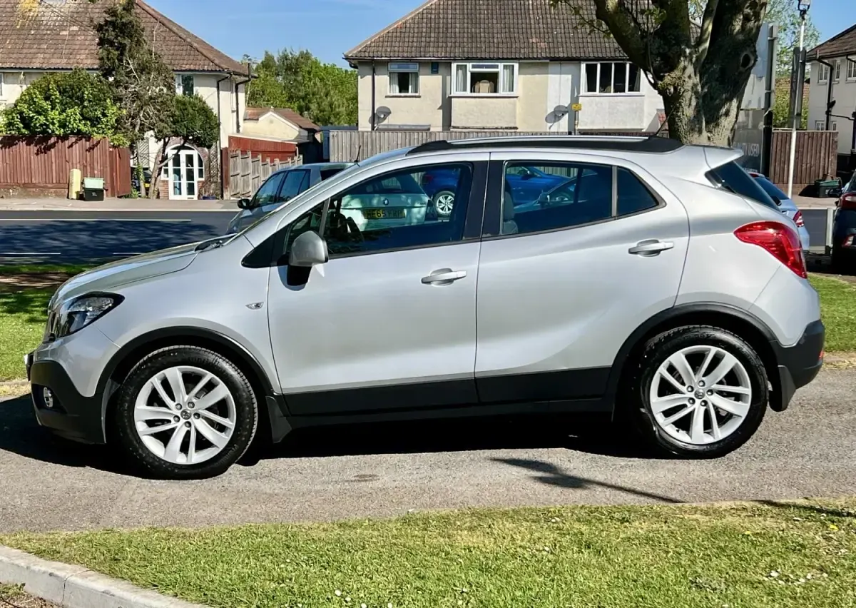 Używany Vauxhall Mokka 140 KM (102 kW) 2015 Srebrny SUV