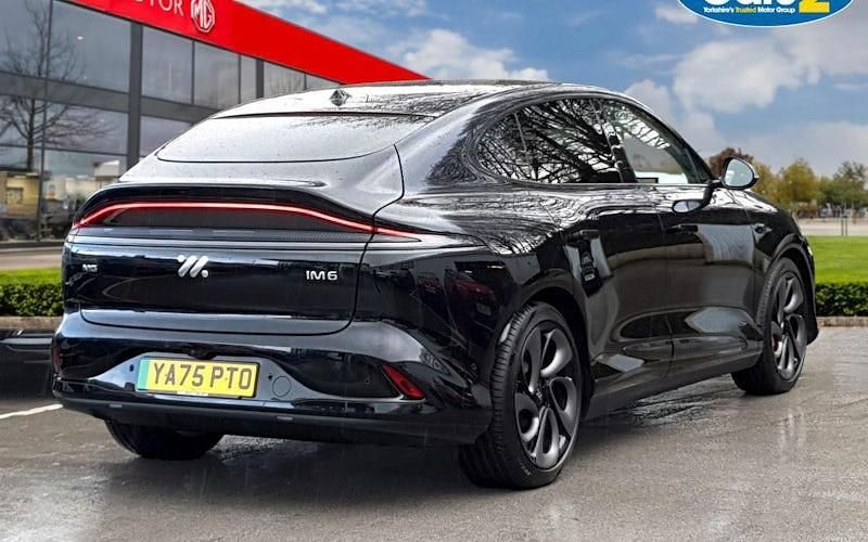 New MG IM6 553 kW (752 HP) 2025 Black SUV