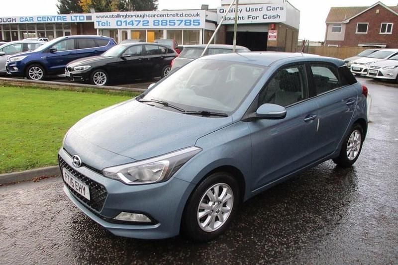 Blue Used 2016 Hyundai i20 SE Hatchback | £7,995 (Fair price) - Image 1/1