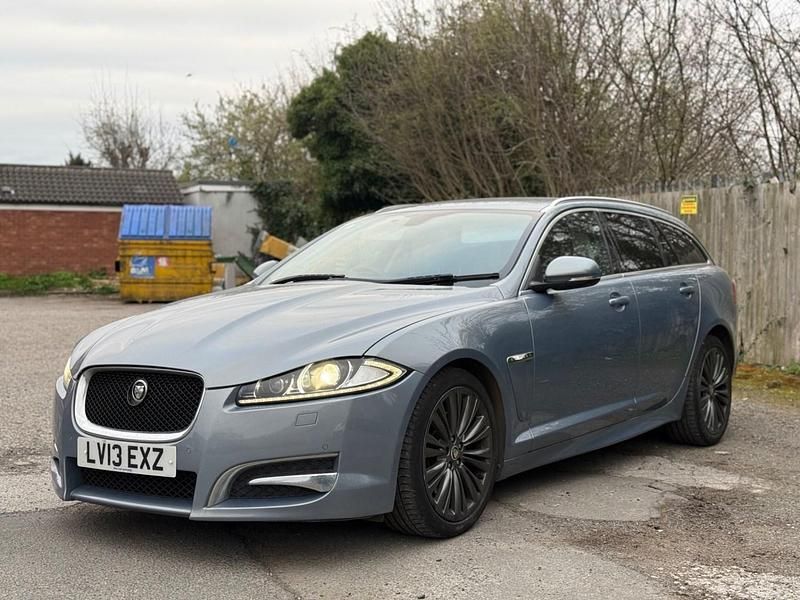Usado Jaguar XF 2013 Cinzento Carrinha