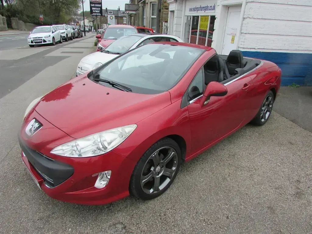 Begagnad Peugeot 308 CC GTi 2011 Röd Cab