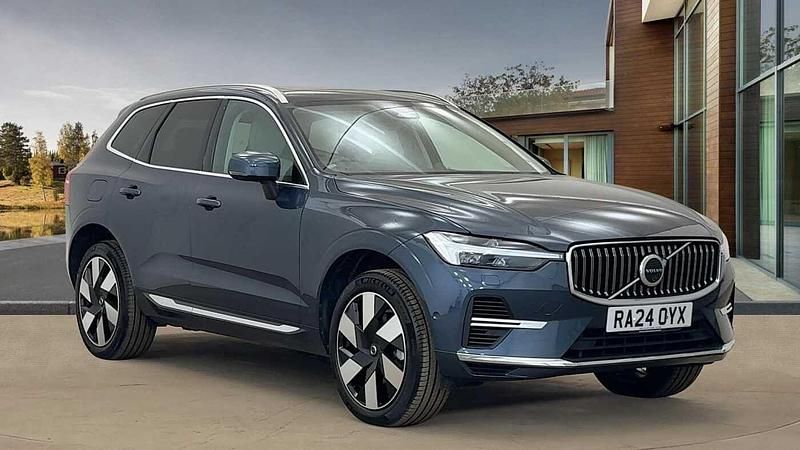 Used 2025 Volvo XC60 Ultra SUV | £44,314 (Fair price) - Image 1/4