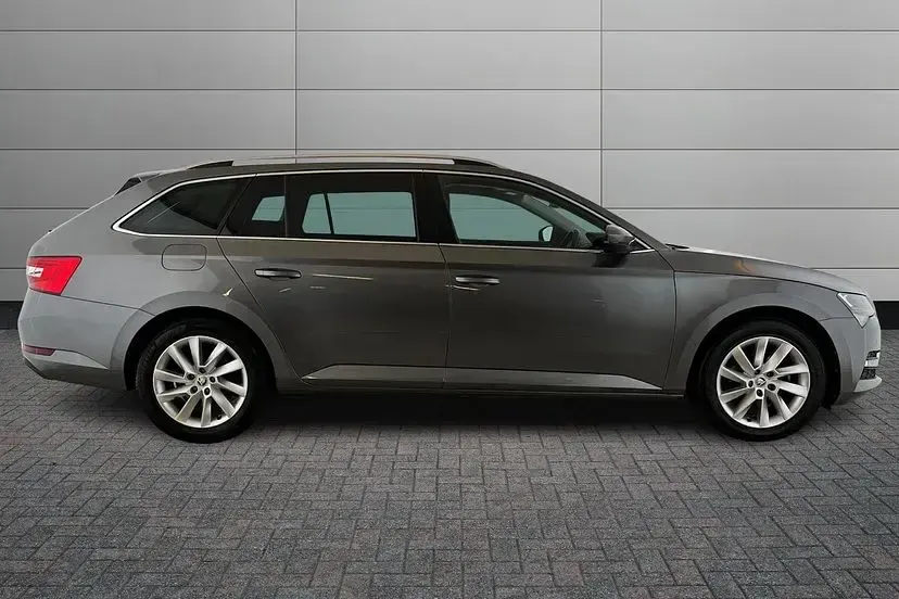 Used Skoda Superb SE Technology 150 HP (110 kW) 2023 Graphite grey Estate