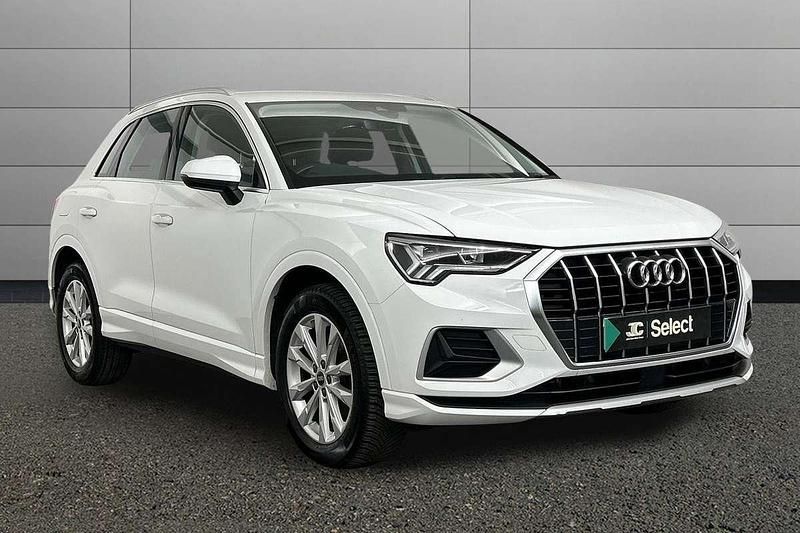 Used Audi Q3 Sport 148 HP (108 kW) 2022 White SUV