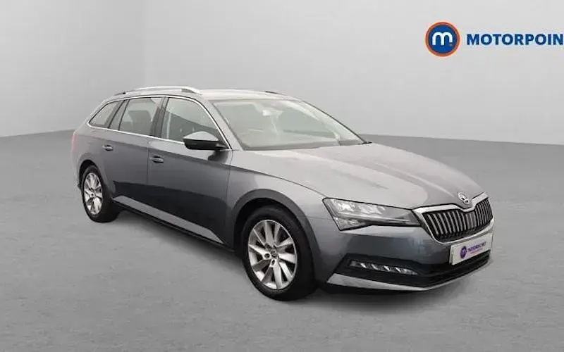 Usado Skoda Superb SE 150 HP (110 kW) 2022 Carrinha