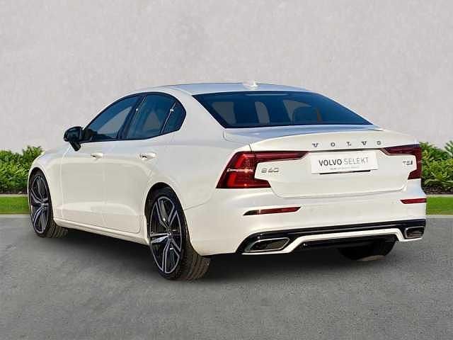Used Volvo S60 R-Design 250 HP (183 kW) 2020 Sedan